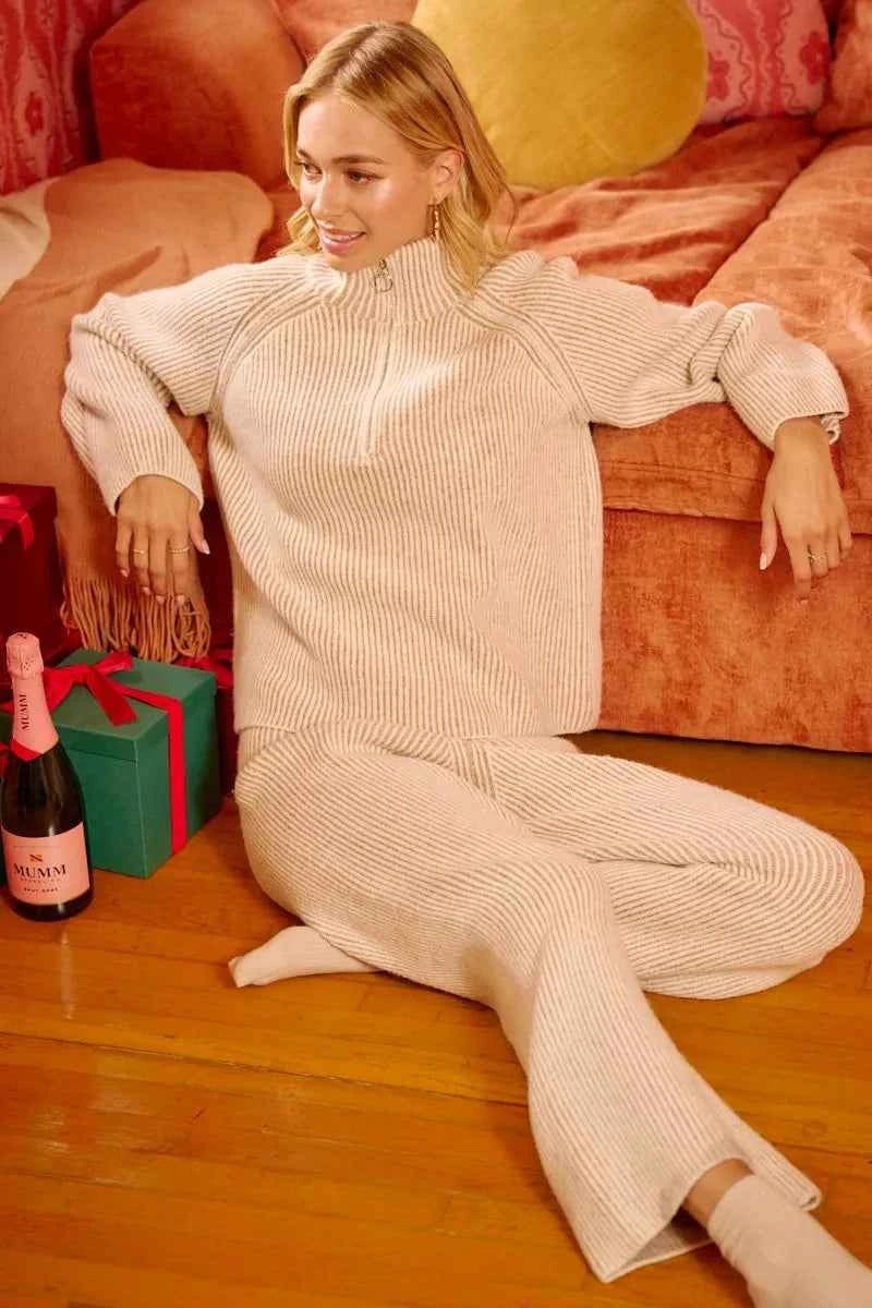 BiBi Two Tone Rib Texured Knit Collared Top with Zip Up a510f86d77884a02b184bc8cf34bf7f0-Max-Origin