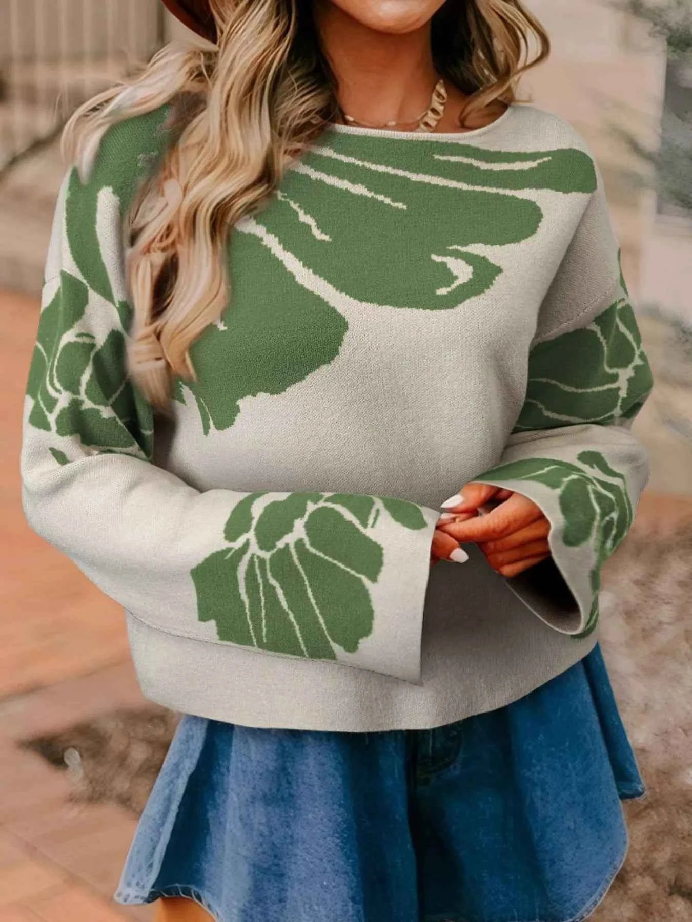 Leaf Round Neck Long Sleeve Sweater a5129e29-8784-46eb-92b0-d76e1035c655-Max-Origin