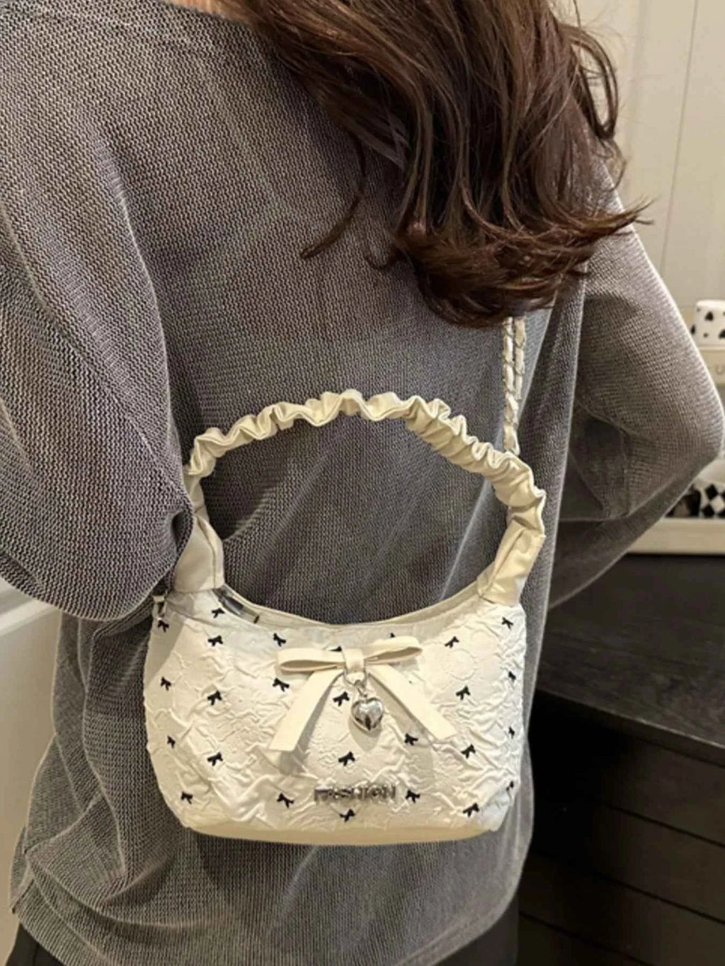 Bow Ruched Strap Crossbody Bag a51aa3e9-d6f3-448f-8dc5-d05d434fe573-Max-Origin