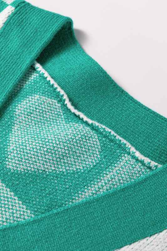 Valentine Heart Checker Buttoned V-Neck Cardigan a574ef65-eda1-48bb-9a0b-d8ededbee134