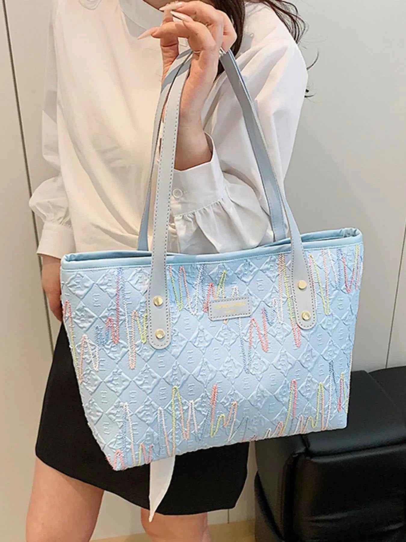 Contrast PU Leather Tote Bag a57a37aa-c464-401d-9e41-fe9207b2de98-Max-Origin