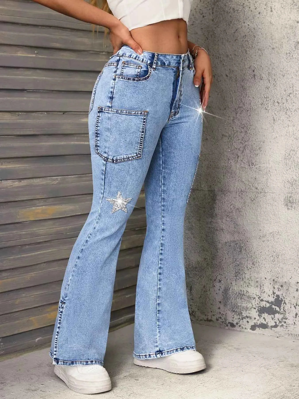 Slit Star Flare Leg Jeans a60bf73a5ca14e43b7c75f44f1331d14-Max-Origin