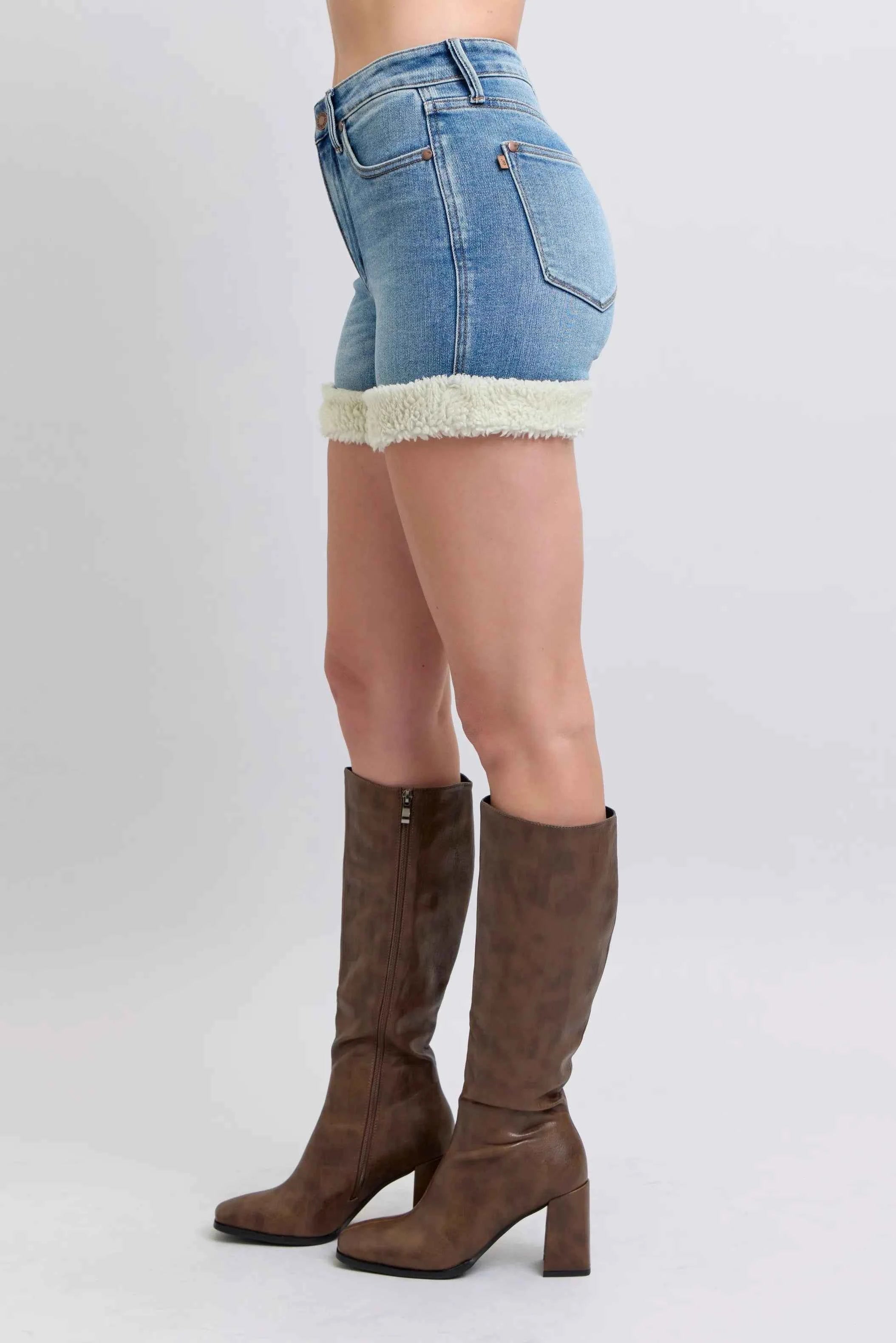 Judy Blue Full Size Hw Tummy Control Shearling Cuff Denim Shorts Plus Size a690e0925d0140d7aa852d279a63ab4a-Max-Origin