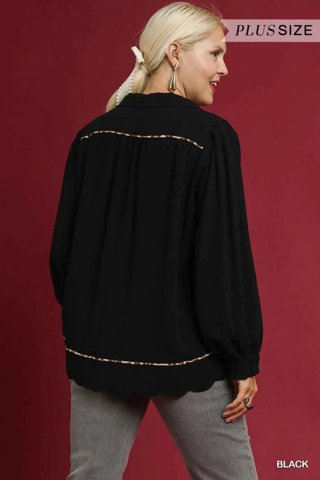 Umgee Full Size Linen Scallop Hem Blouse with Contrast Trim Plus Size a6ef1632-7491-42b8-8c70-8ea2528aae5d-Max-Origin