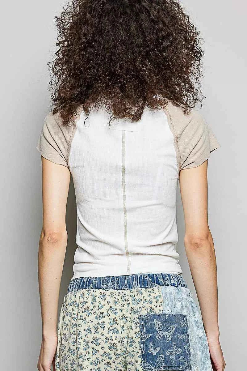 POL Round Neck Outseam Detail T-Shirt with Contrast Color Sleeves a707e6b4-53c8-465c-8fea-d2be7e7d4e69-Max-Origin