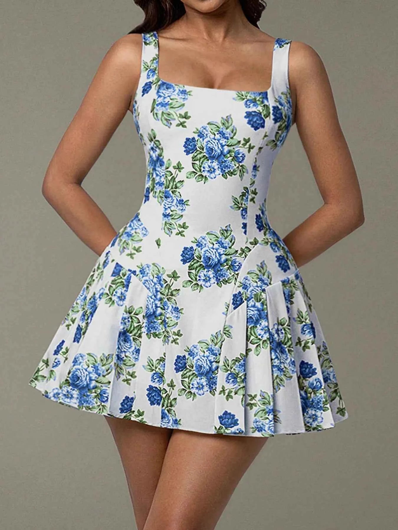 Pleated Floral Print Square Neck Mini Dress a768fb10-79ae-4396-b561-e6e5a488437a-Max-Origin
