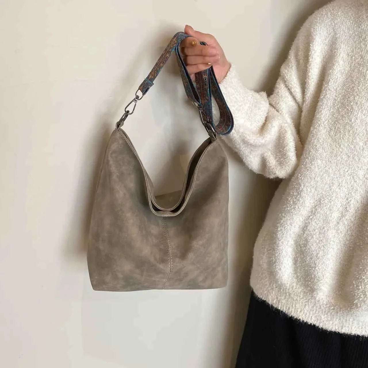 Adjustable Strap Shoulder Bag Khaki color onesize a790be5c94a741a89e627672538744b3-Max-Origin