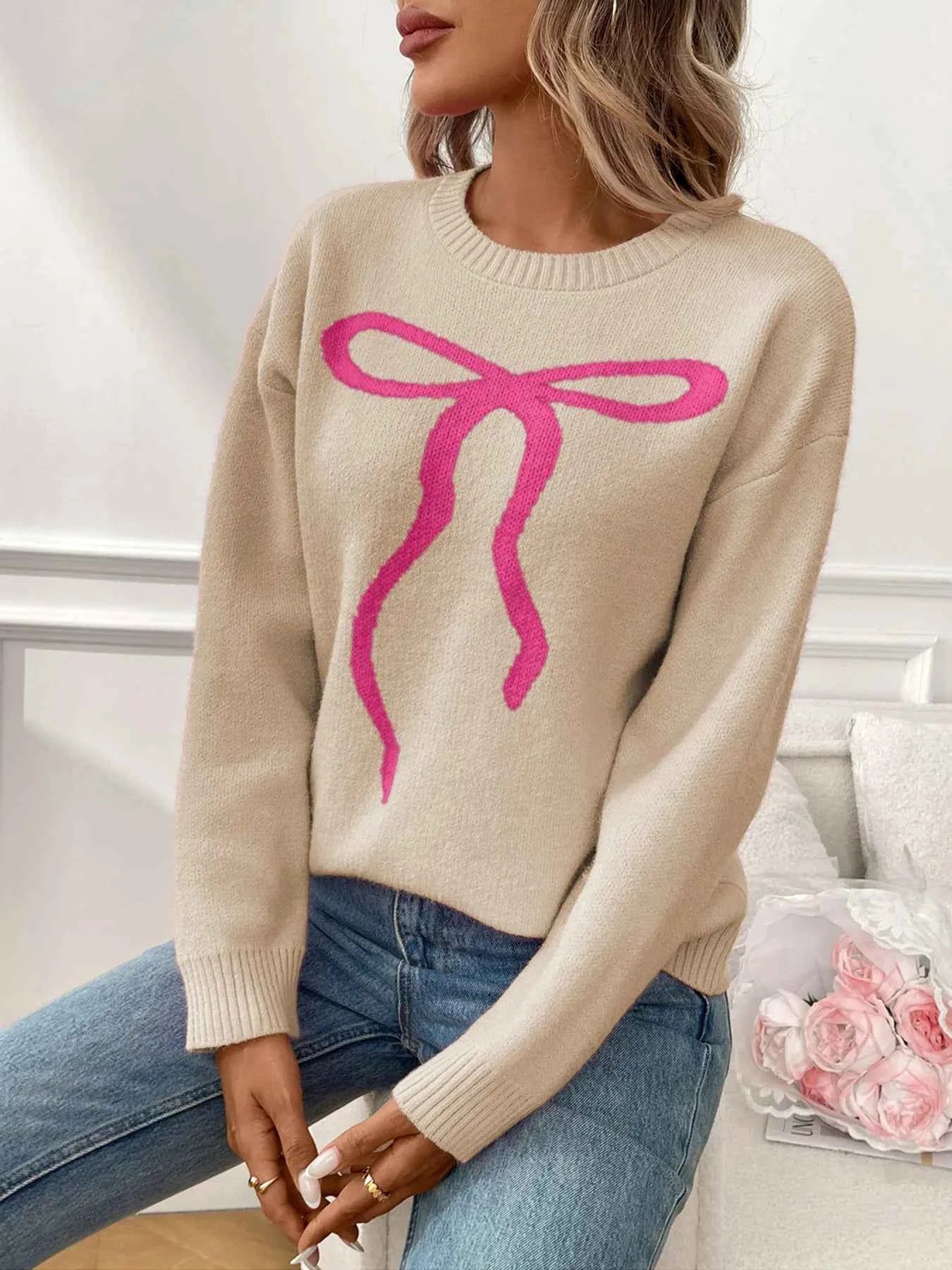 Bow Graphic Ribbed Hem Round Neck Sweater a82b658b23b94f1aab246516e93adea5-Max-Origin