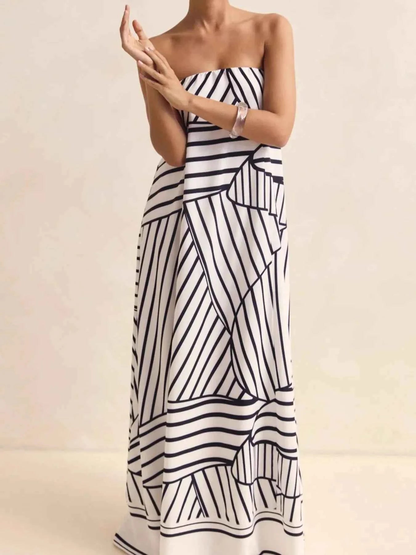 Smocked Printed Tube Maxi Dress Black Stripes a82d2520-e468-492b-82a9-489e9484321d-Max-Origin