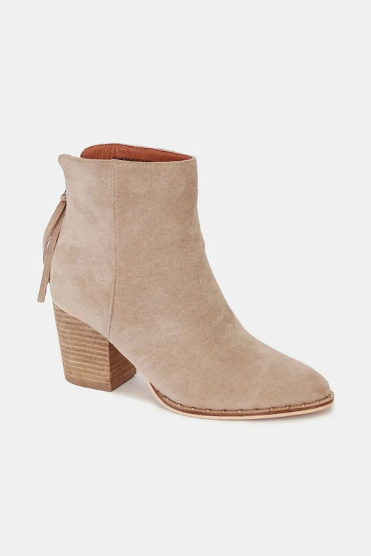 Beast Fashion Suede Point Toe Ankle Booties a830aca1-dd47-4dac-94ee-a017f52209c0-Max