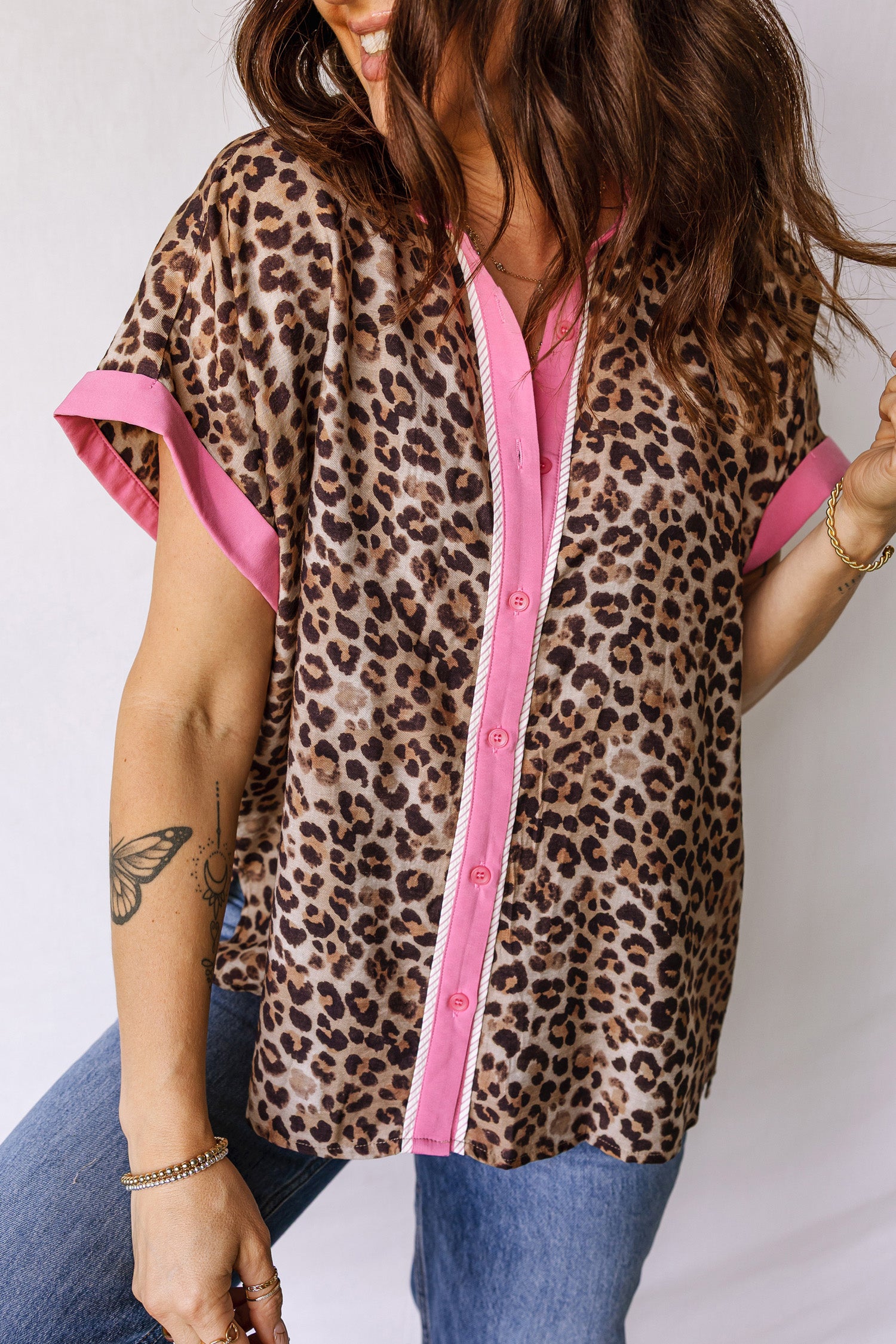 Leopard Print Contrasted Trim Animal Short Sleeve Shirt a848f387d3780ae7