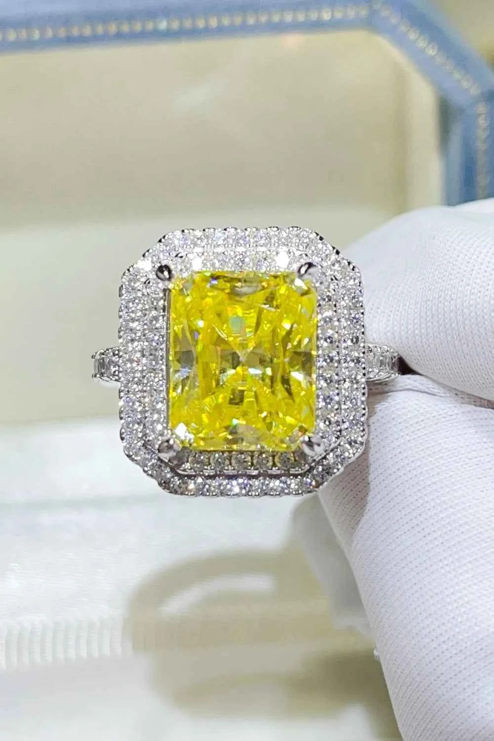 2 Carat Moissanite 925 Sterling Silver Ring a8bf2246-5167-490d-a8b7-eb00981867d6-Max