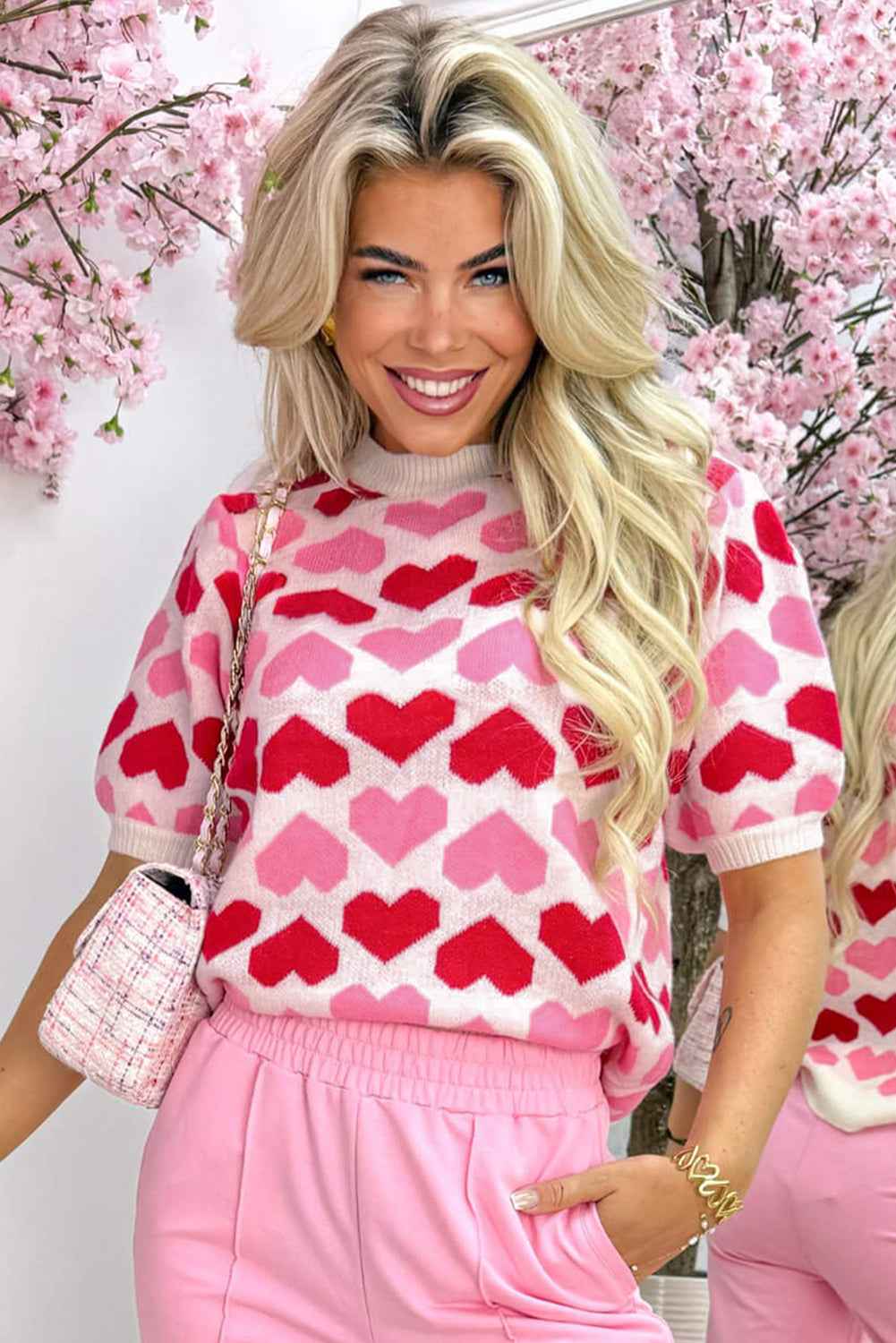 Sachet Pink Colorblock Heart Pattern Knit Top a8cf121a93eb05ca