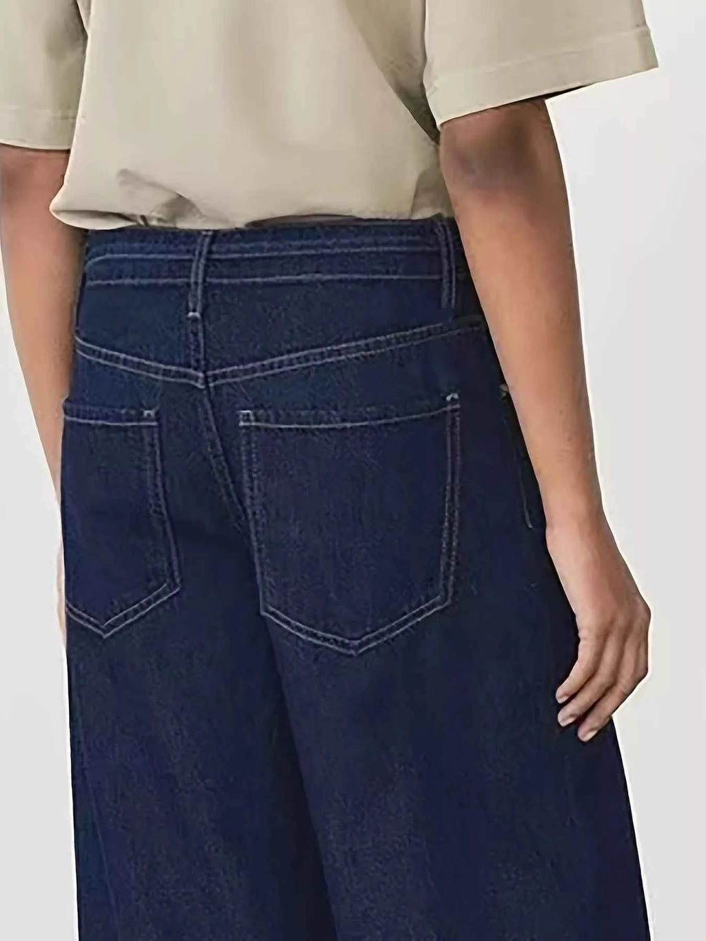 Tied Loose Fit Flare Jeans a96b0cd71fd247da89510cae76c2a39f-Max-Origin