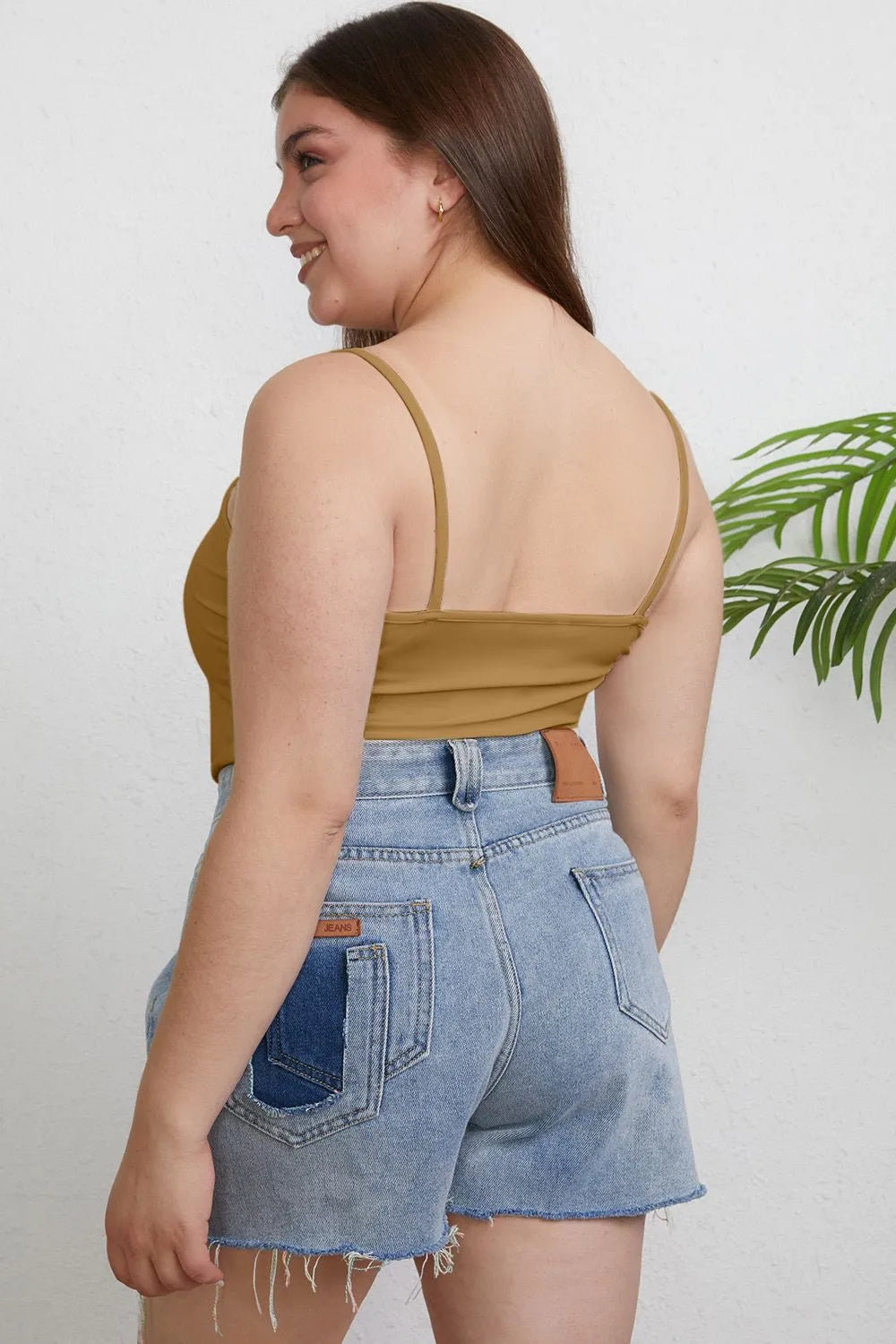 Basic Bae Full Size Round Neck Slim Cami a979e7b0-6d60-47bd-a720-d0d26981dccd-Max