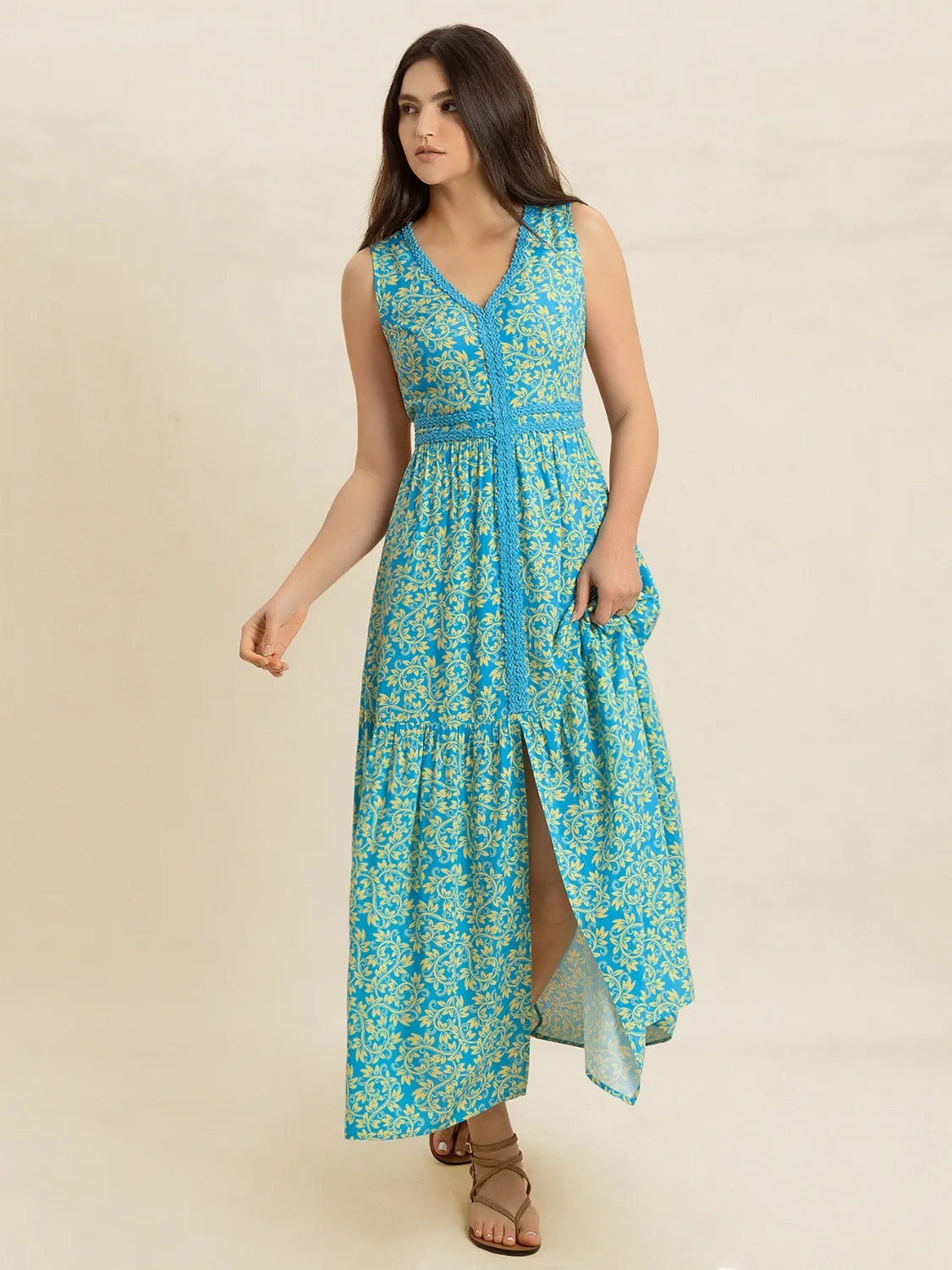 Slit Printed V-Neck Sleeveless Dress a97e3a34-1b4e-48a7-99d6-b78332e54ab5-Max-Origin