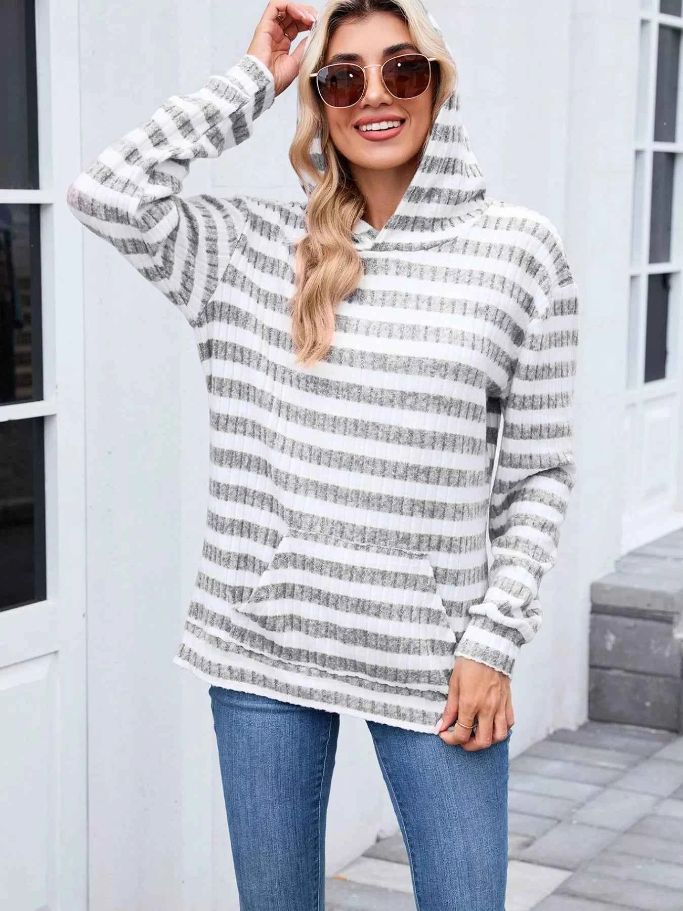 Striped Dropped Shoulder Hoodie aa177ea3-0d14-4fee-b039-d33771ff0a88-Max-Origin