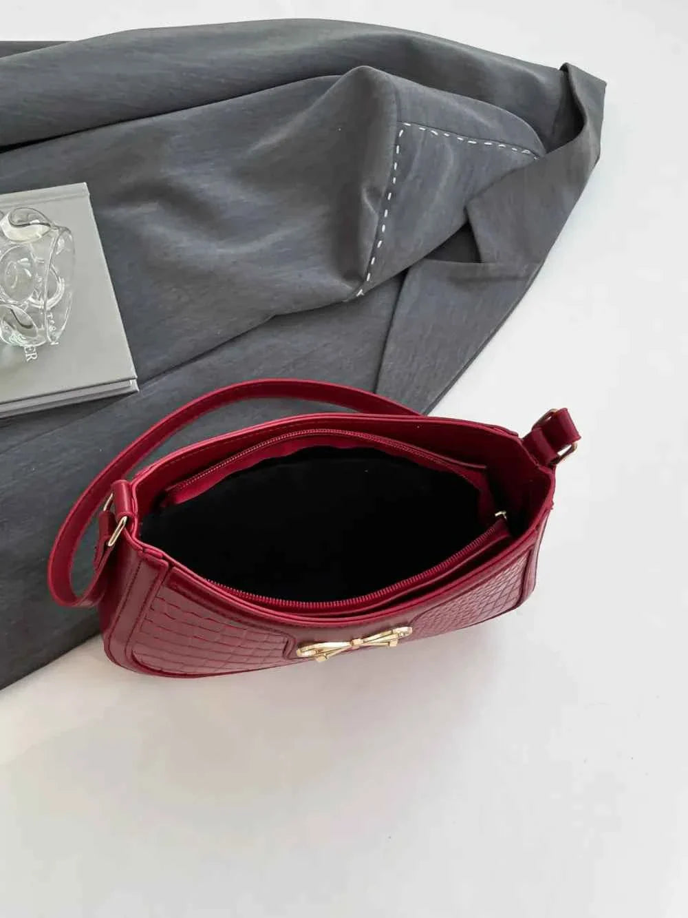 Crocodile Pattern Shoulder Bag with Bow Detail aa3c68b3-7f27-4bf0-bf3a-023f46c77788-Max