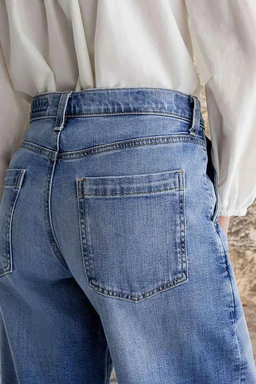 Pocketed Embroidered Straight Leg Jeans aa769ff6-0e1c-4a1c-9f53-2542581a9b8b-Max