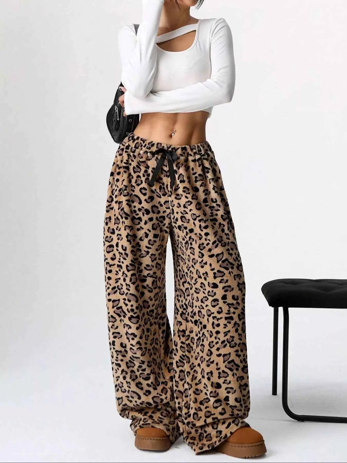 Leopard Wide Leg Pants aa7c9f3b5289420fae7ade9dd5939a34-Max-Origin