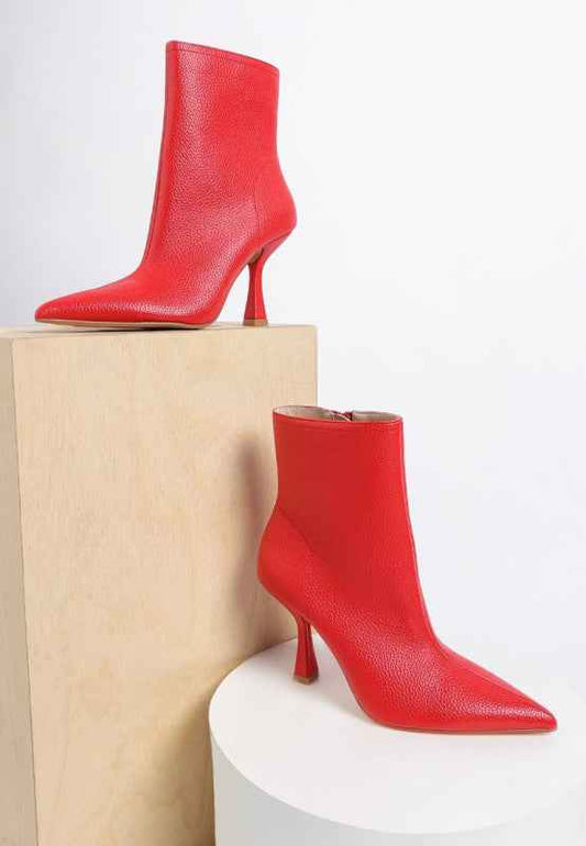 Farnak Pleather Spool Heel Boots Red aabb6fe6-1134-4de8-9402-a8cd60b2d2af