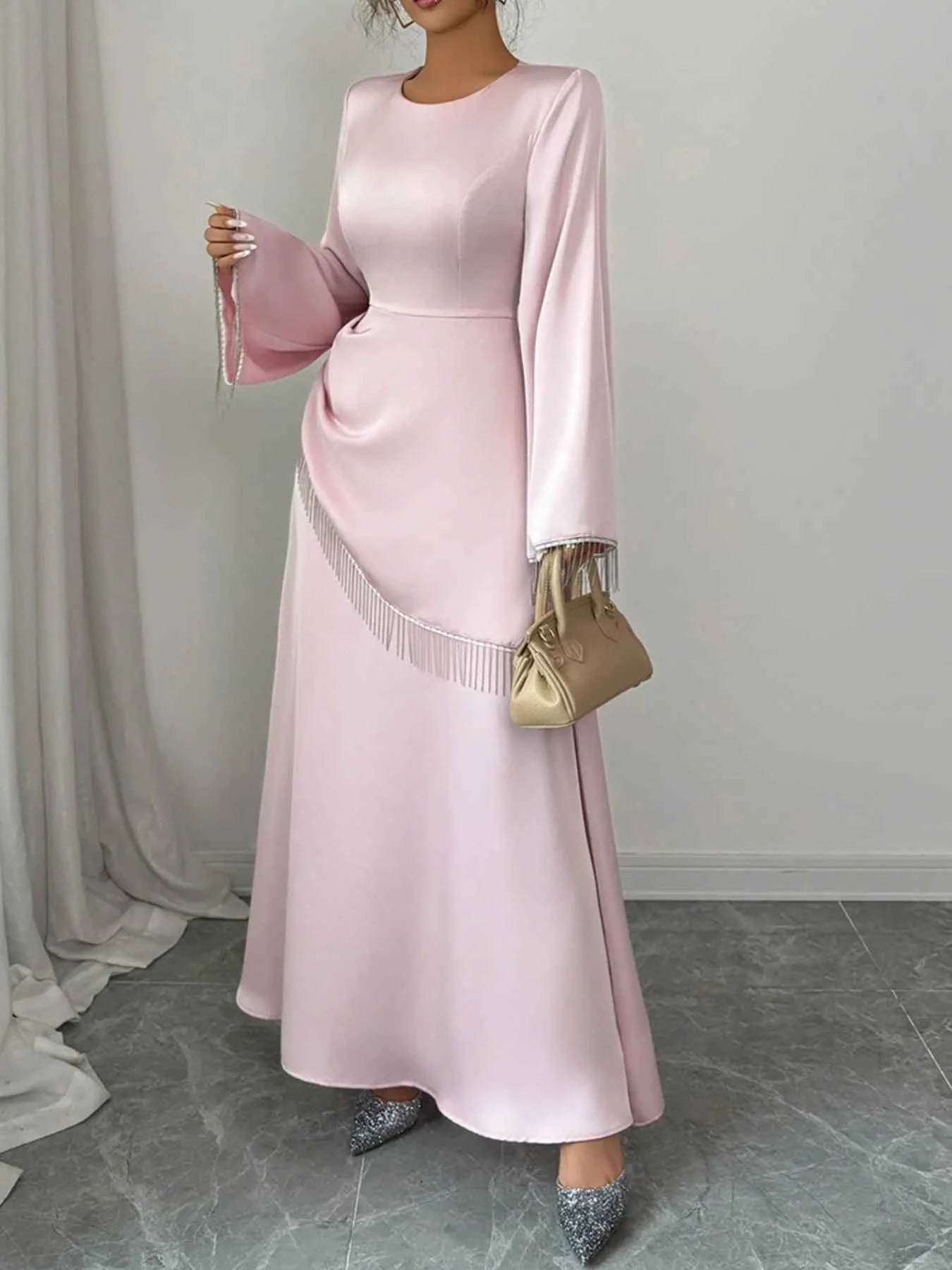 Fringe Long Sleeve Bodycon Maxi Dress aae13e1c-c125-4f98-8c8a-f387ce74c72c-Max-Origin