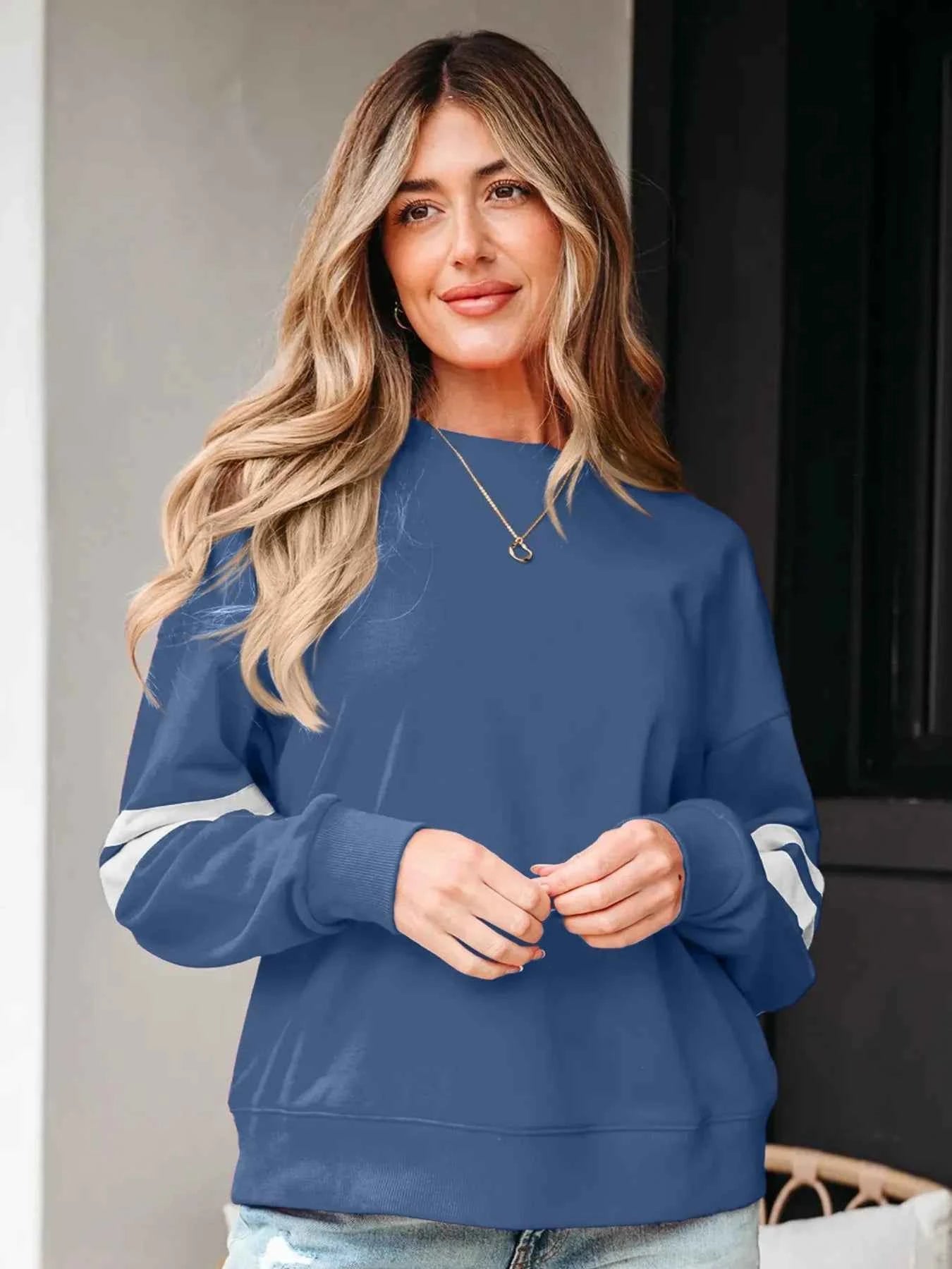 Stripe Round Neck Long Sleeve Sweatshirt aae4826c-05be-465f-a5c1-ada56b5843bd-Max-Origin
