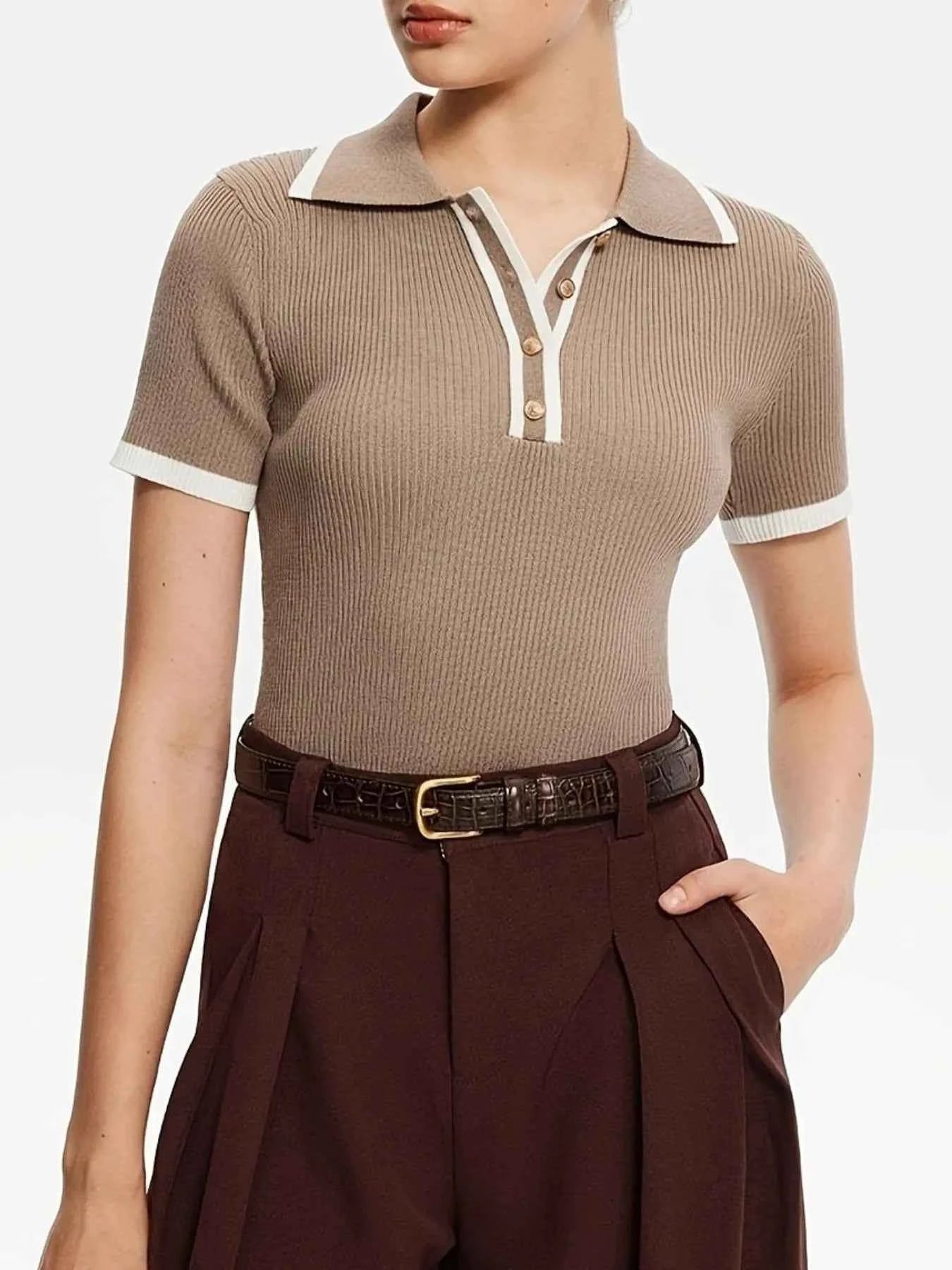 Contrast Trim Button Detail Polo abaf29d1-f9e3-4c54-a5a8-3f3e232e6090-Max-Origin