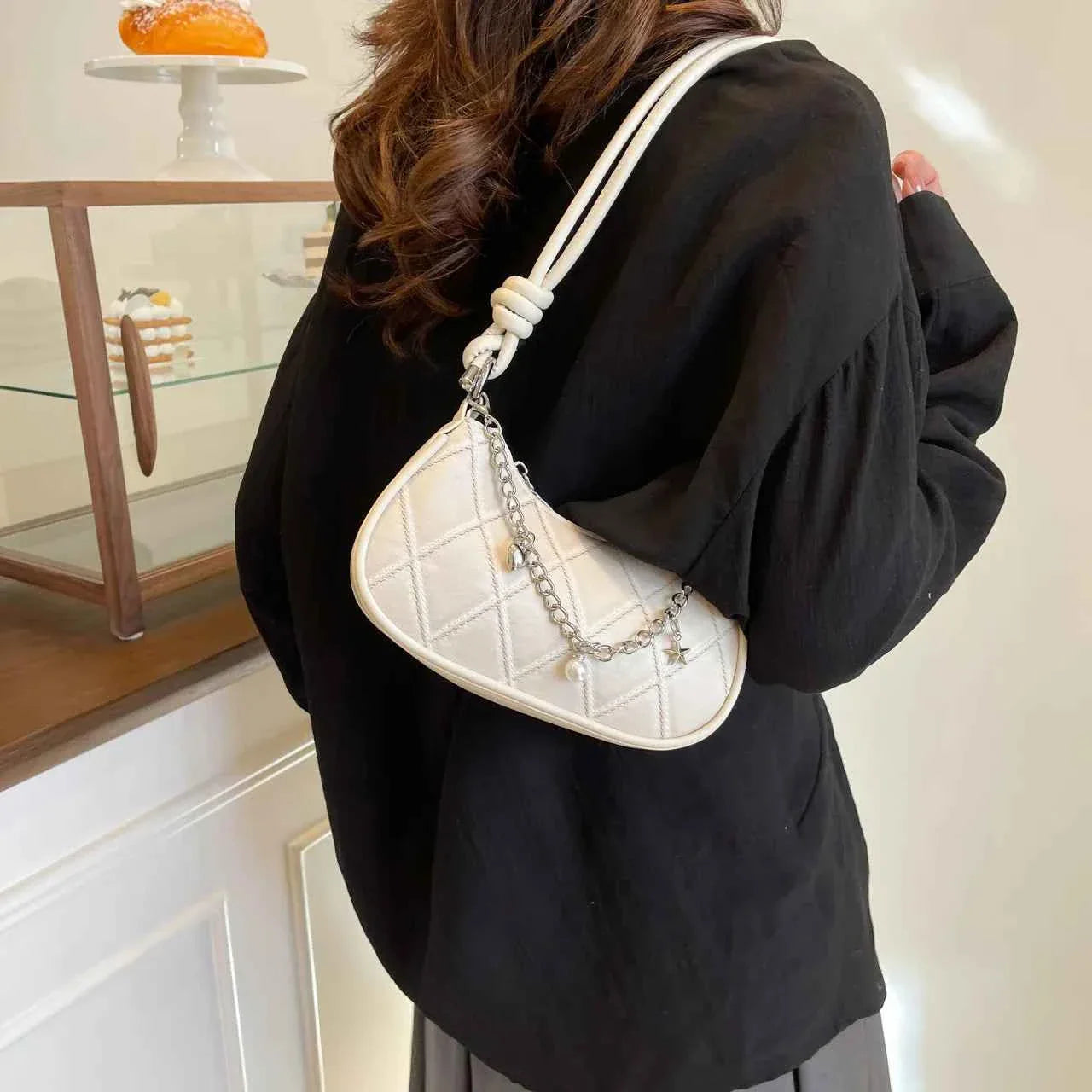 Chain Detail Crescent Shoulder Bag White onesize ac4eb1732d53443991b1e3e1408bba08-Max-Origin