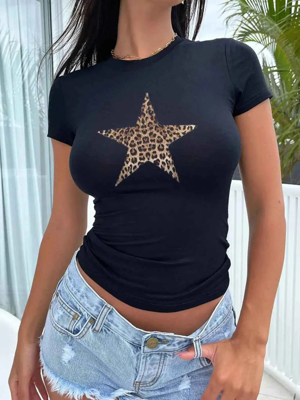 Devine Star Round Neck Short Sleeve T-Shirt ac5ebc02-9ce8-4b15-962e-de08acf717f8-Max
