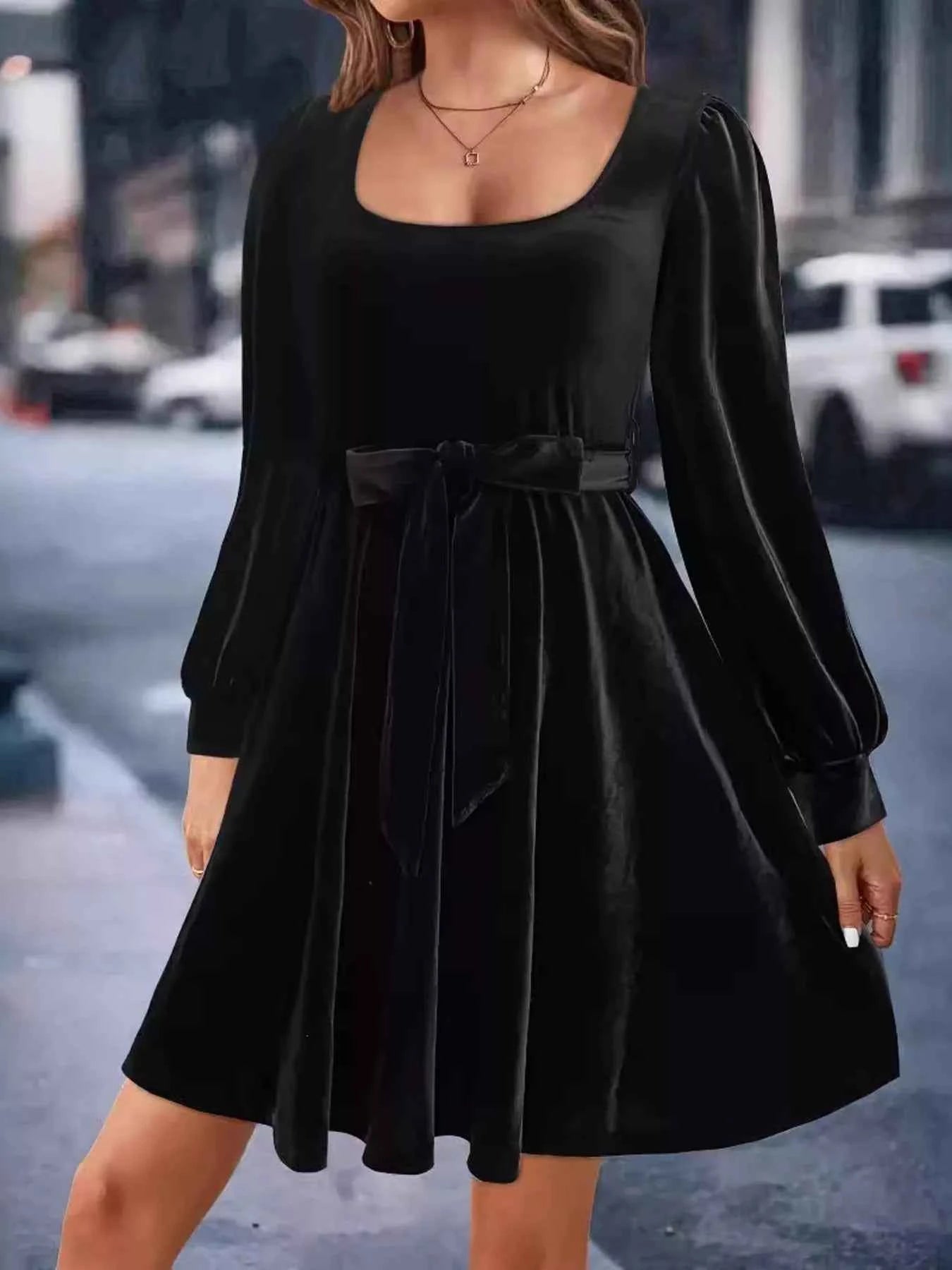 Velvet Long Sleeve A-Line Dress ac6d076f77384b4b9600074247dbebbb-Max-Origin