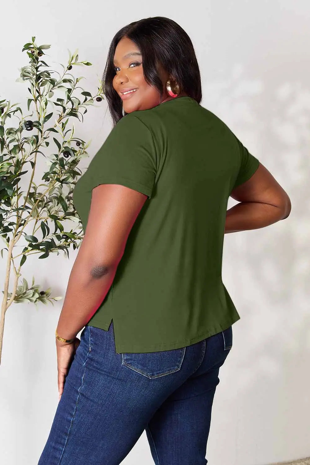Basic Bae Full Size Round Neck Short Sleeve T-Shirt acc37e5d31be4fc2ac69d96be50d2333-Max