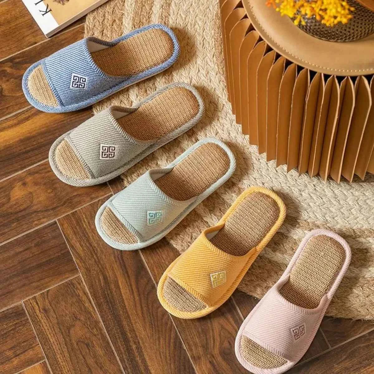 Open Toe Flats Slippers acceb815-e320-4486-a749-095b779bfe59-Max-Origin