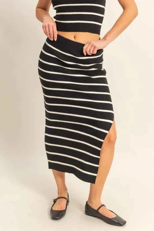 HYFVE Side Slit Striped Bodycon Sweater Skirt Black ad19fa3e-ea94-4743-9af6-c87ea0a0bdd7-Max