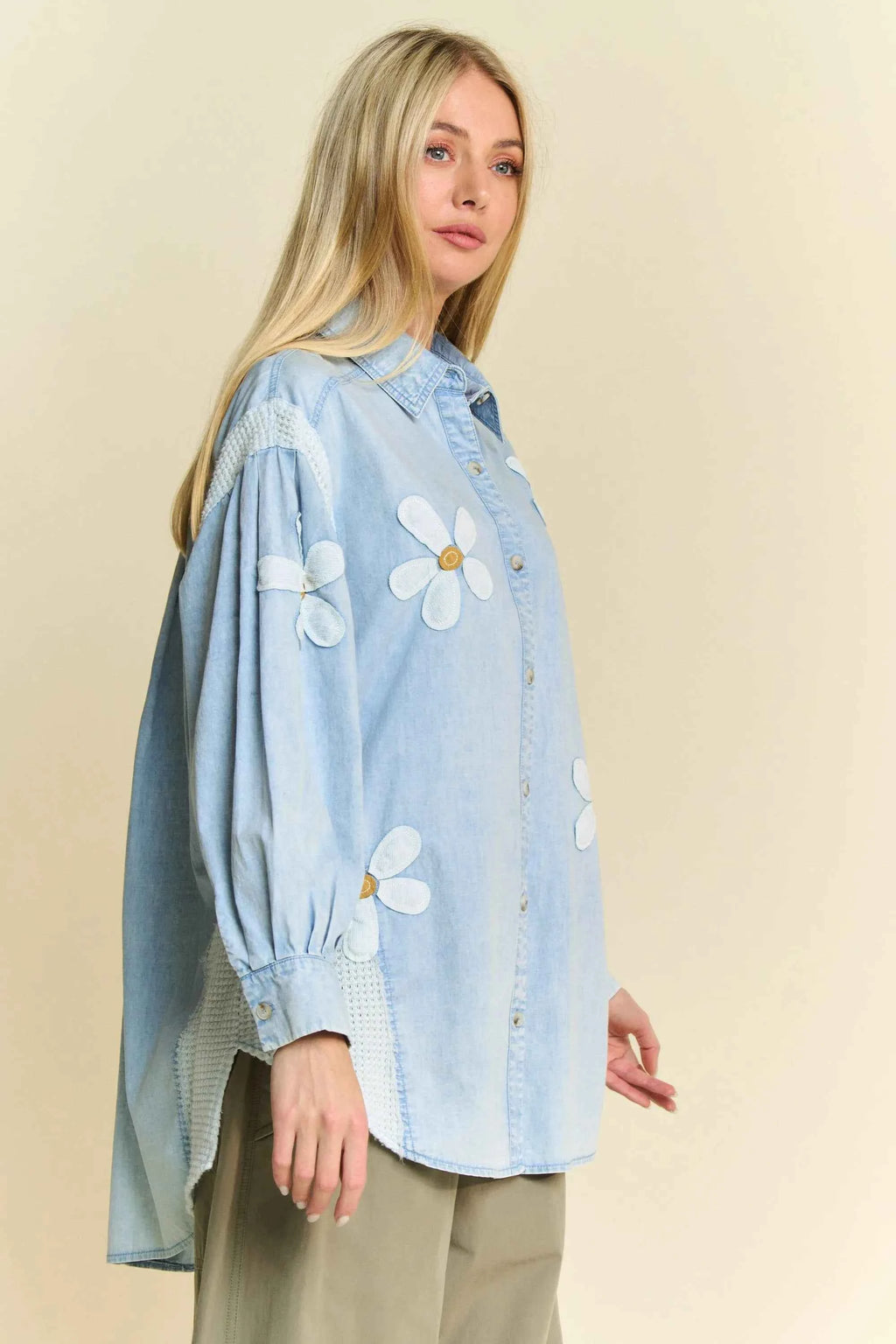 Davi & Dani Lightweight Washed Daisy Patch Waffle Knit Shirt ad1af4d546a440739a6b84d59da28bf7-Max-Origin