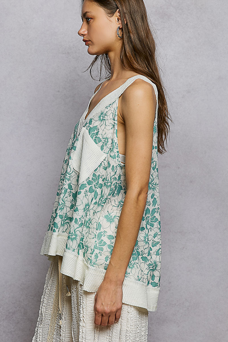 POL Floral V-Neck Tank with Front Pocket ad355b20-9d72-451b-b9dd-c9652188cdef-Max