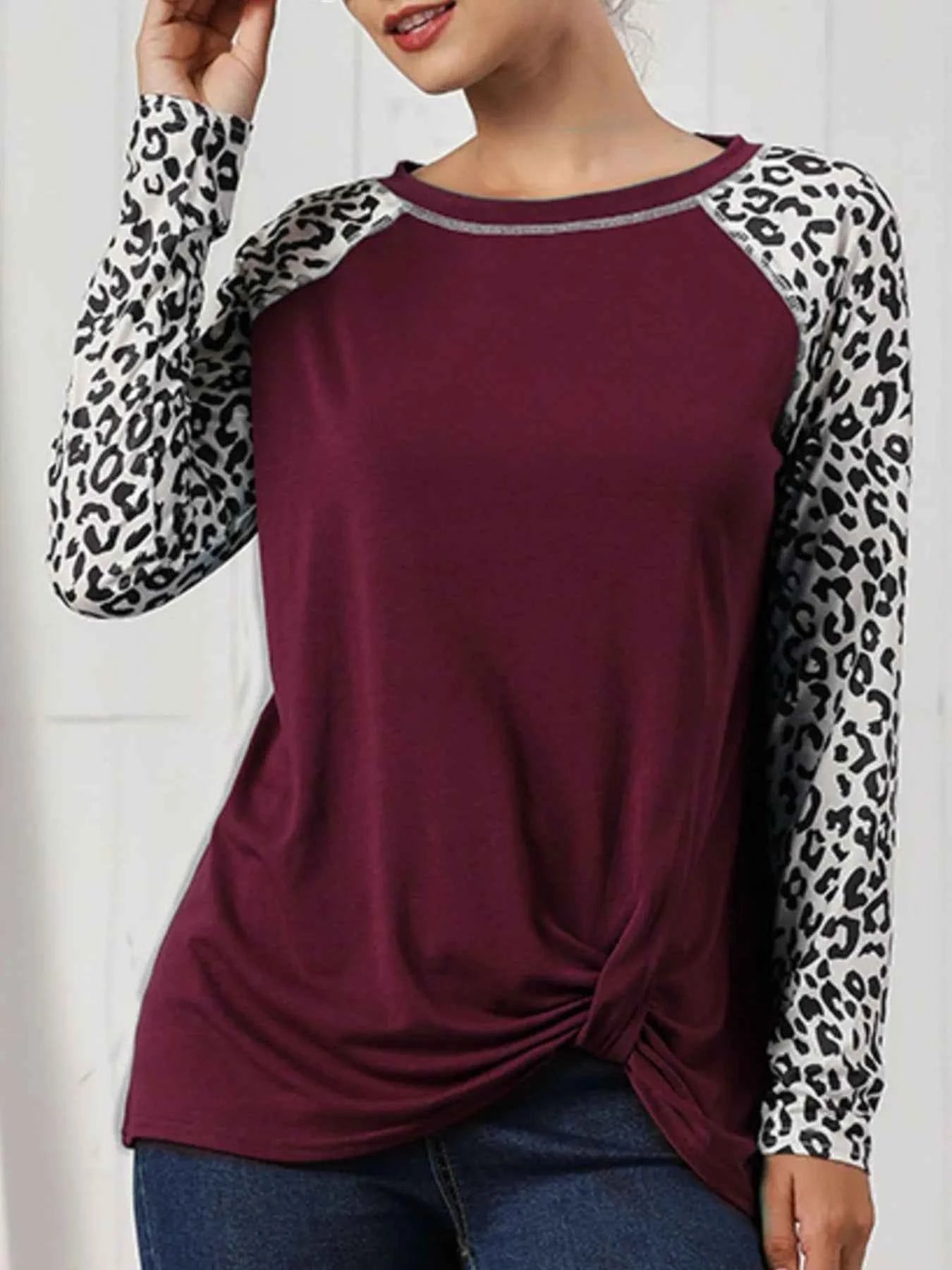 Leopard Print Raglan Sleeve Twist Hem T-Shirt