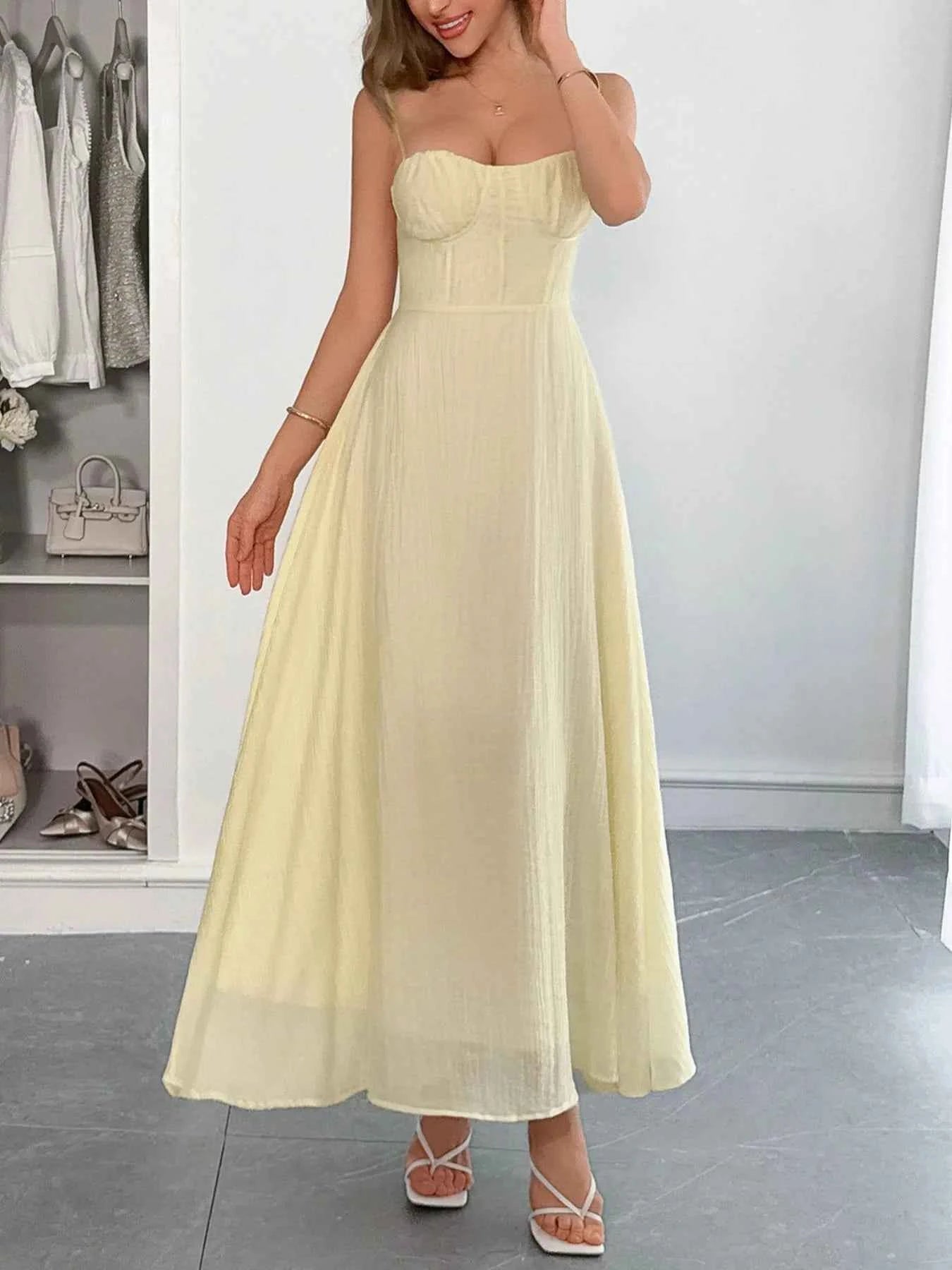 Sweetheart Neck Cami Dress Light Yellow ade46d09-3028-4096-b6f9-809e72dbb932-Max-Origin