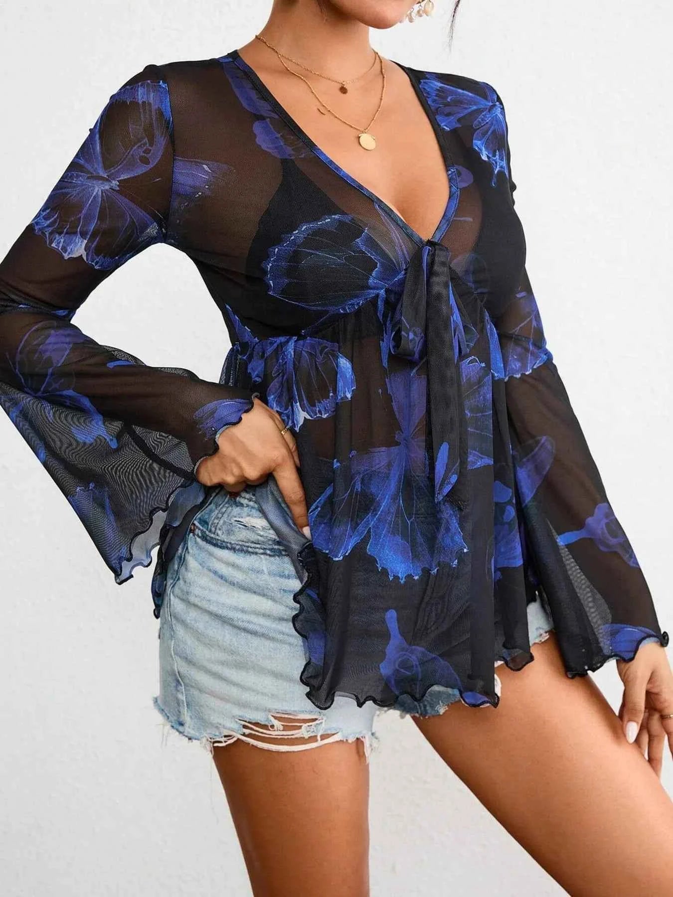 Tie-Front Flare Sleeve Blouse ae7acbbcd28b4690aa4214c3eaf4f29f-Max-Origin