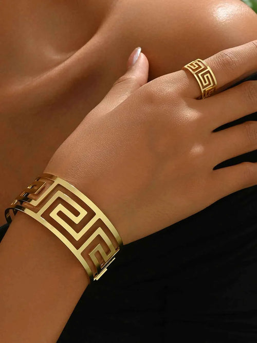 18K Gold-Plated Stainless Steel Geometric Bracelet and Ring Jewelry Set aea24646-82ff-497b-9c8e-3db58cf77ff2-Max-Origin