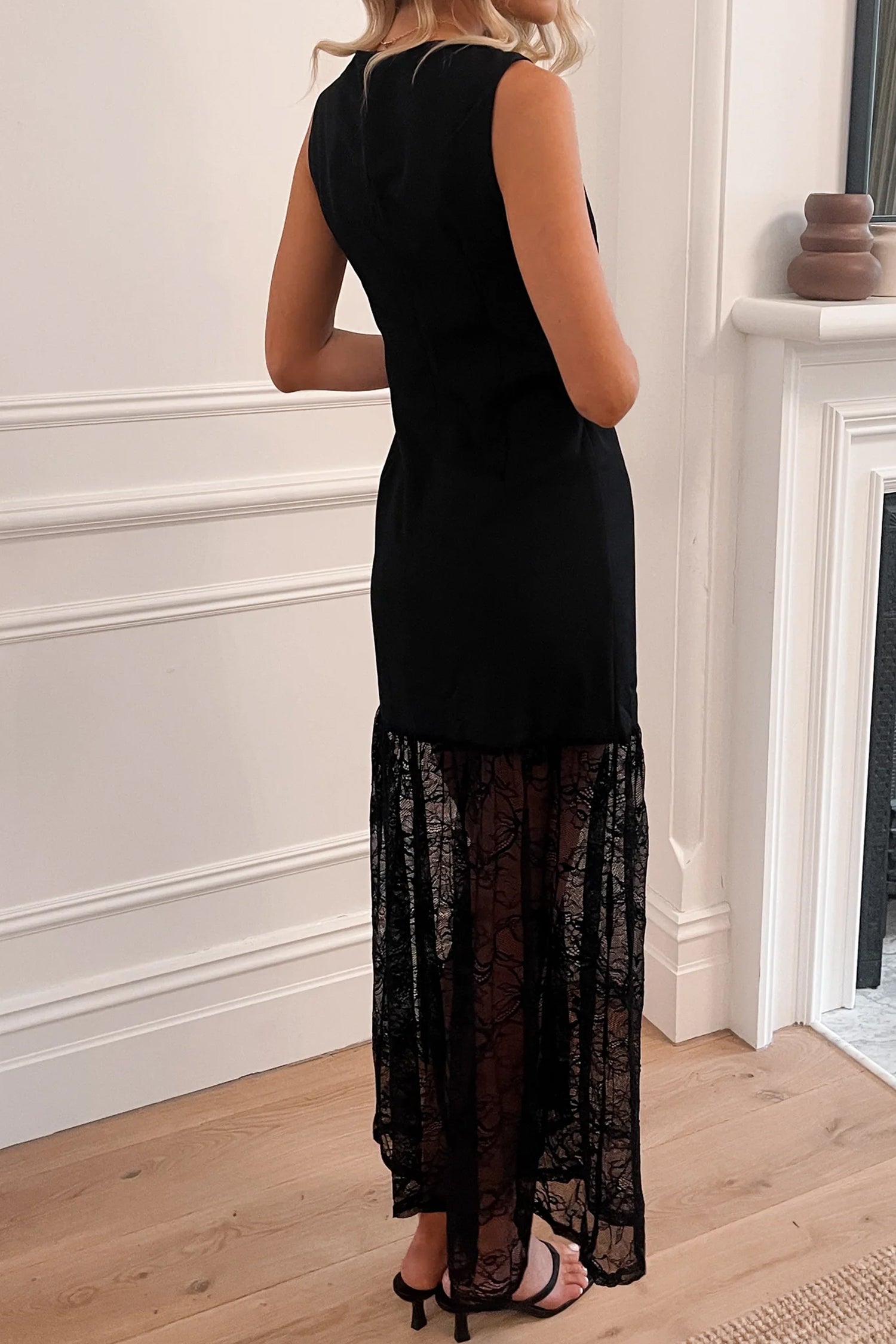 Black Solid Color Sleeveless Sheer Floral Lace Patchwork Long Dress aead95489931594e