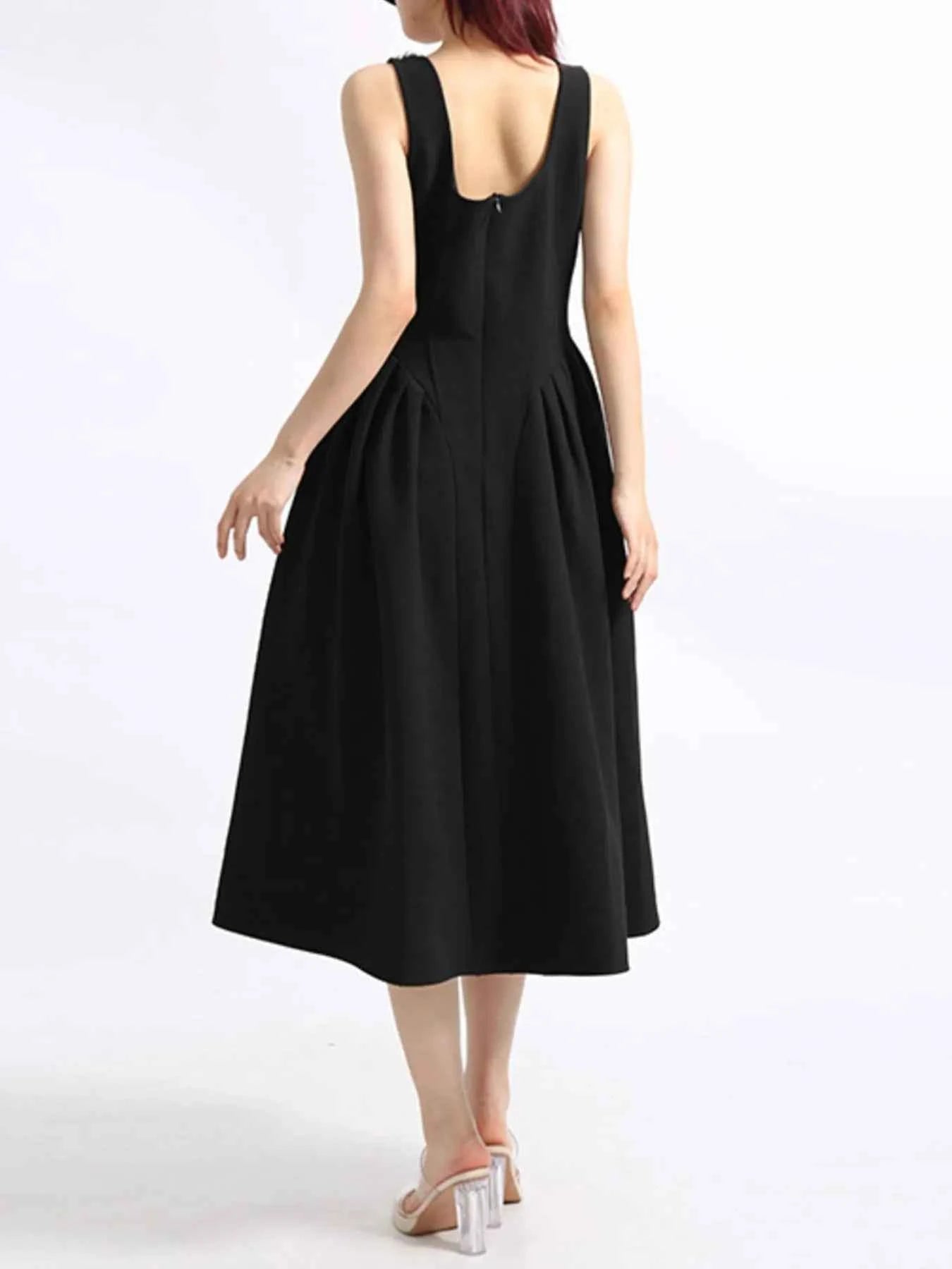 Flower Scoop Neck Sleeveless Dress af2efc0a-212a-462a-a3a7-7444ece868fa-Max-Origin