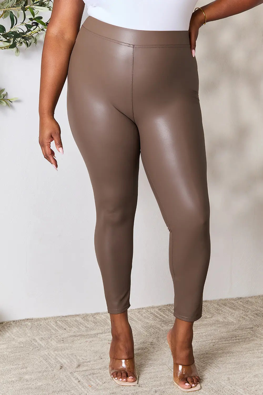 e.Luna Full Size High Waist Skinny Pants af4fb45b106f4363893cc0cd0e257de9-Max