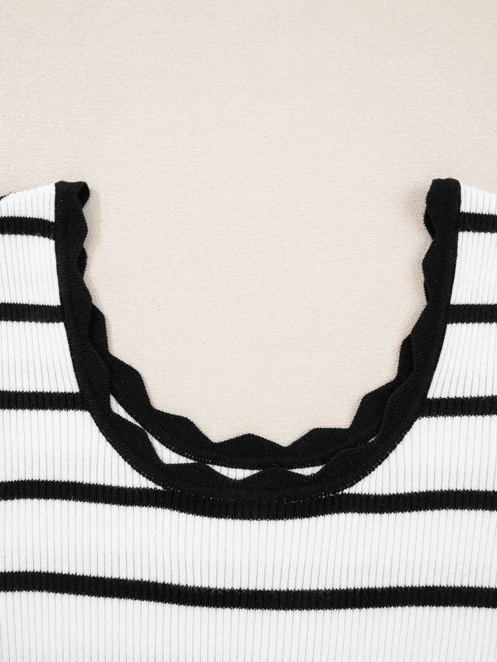 Scalloped Trim U Neck Striped Ribbed Slim Knit Top af6c068ef1c840d98270bdeea81cd1a7-Max-Origin