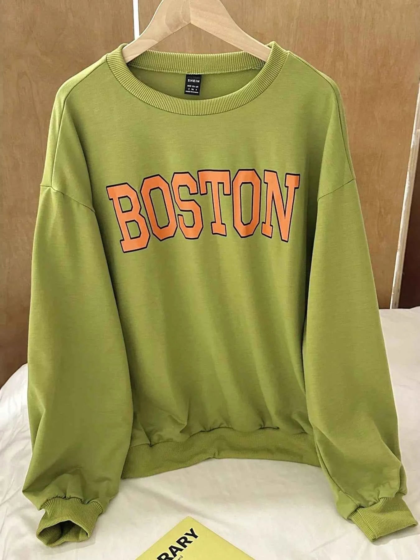 Men's Boston Graphic Oversized Crewneck Sweatshirt