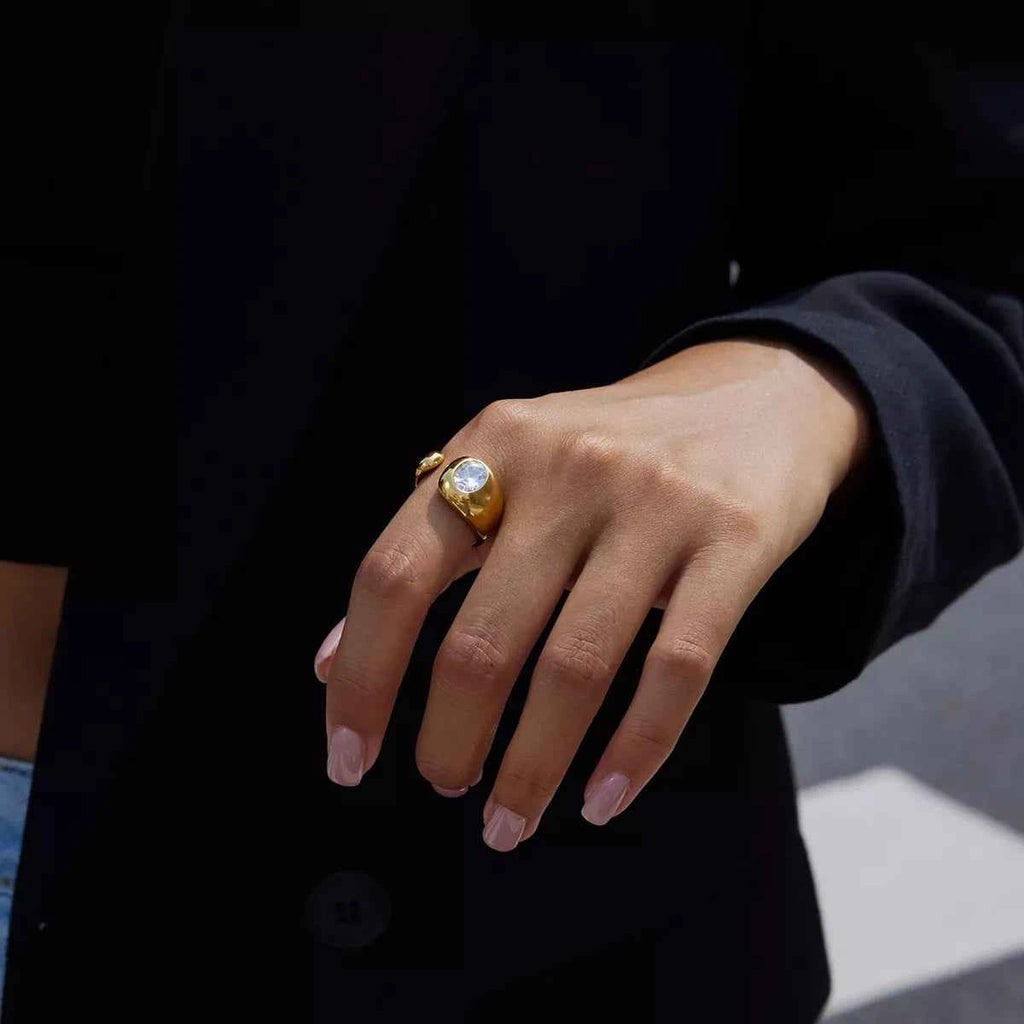 18K Gold-Plated Rhinestone Open Ring af948d18-82fc-4639-b3e1-92319f04e702-Max-Origin