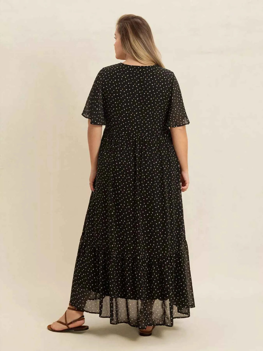 Plus Size Printed V-Neck Flutter Sleeve Maxi Dress afb370f5-5866-4815-b640-12a6822e4331-Max-Origin