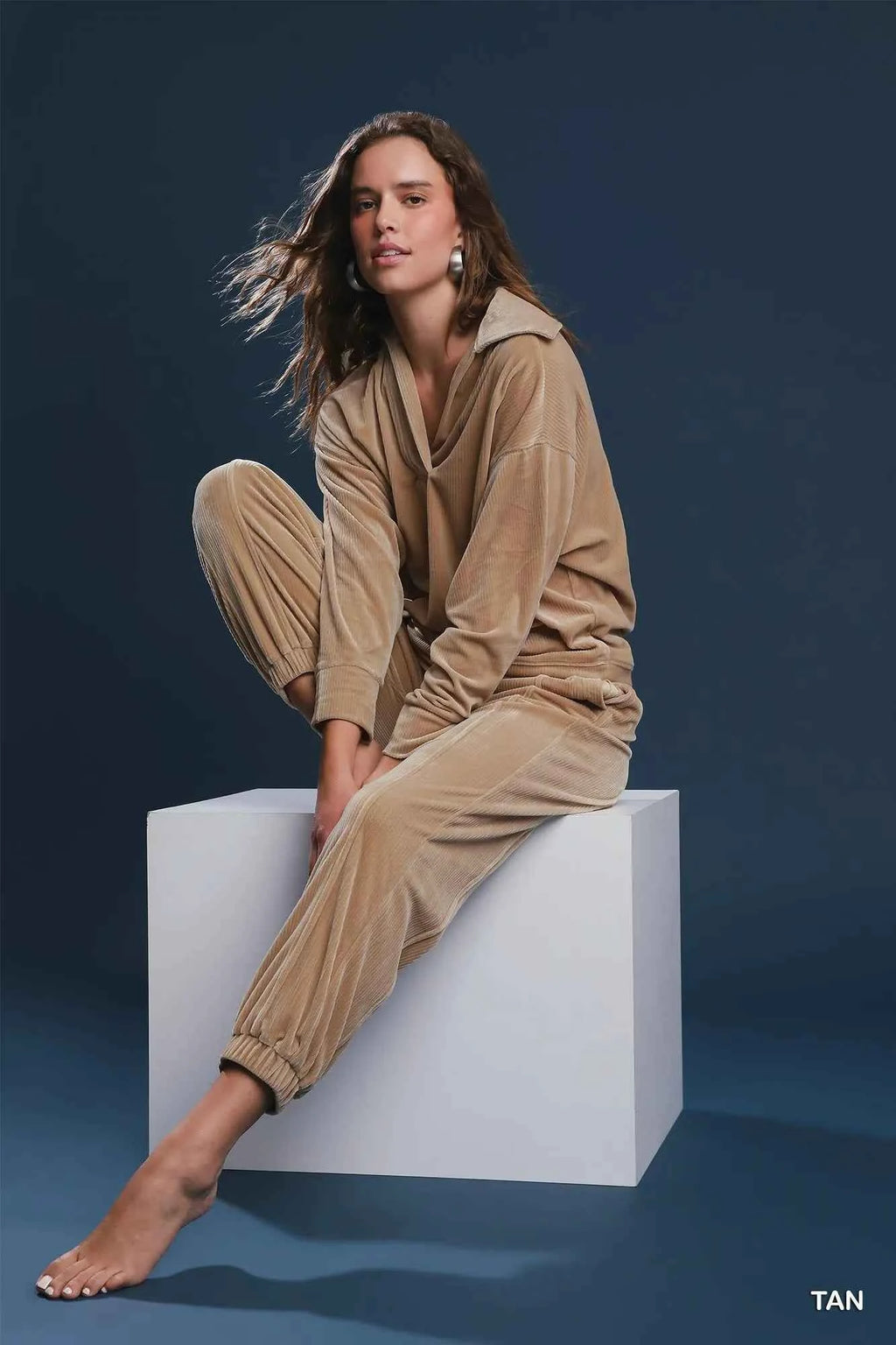 Umgee Soft Thermal Collared Long Sleeve Top afcc0851-0745-4541-b824-d18ddff3d938-Max-Origin