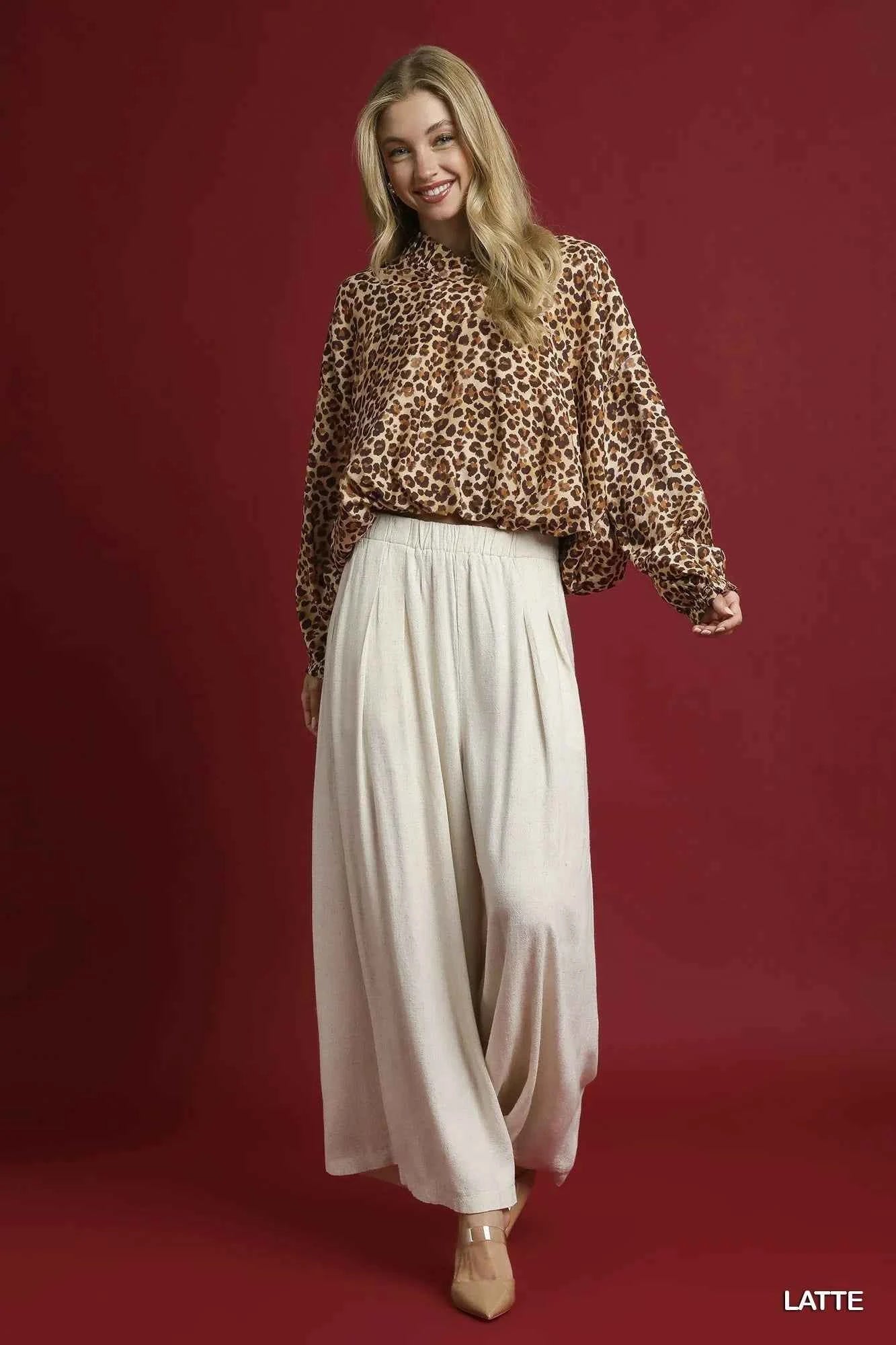 Umgee Leopard Print Balloon Sleeve Blouse afd06cbd-a102-43db-a95e-849c576b2592-Max-Origin