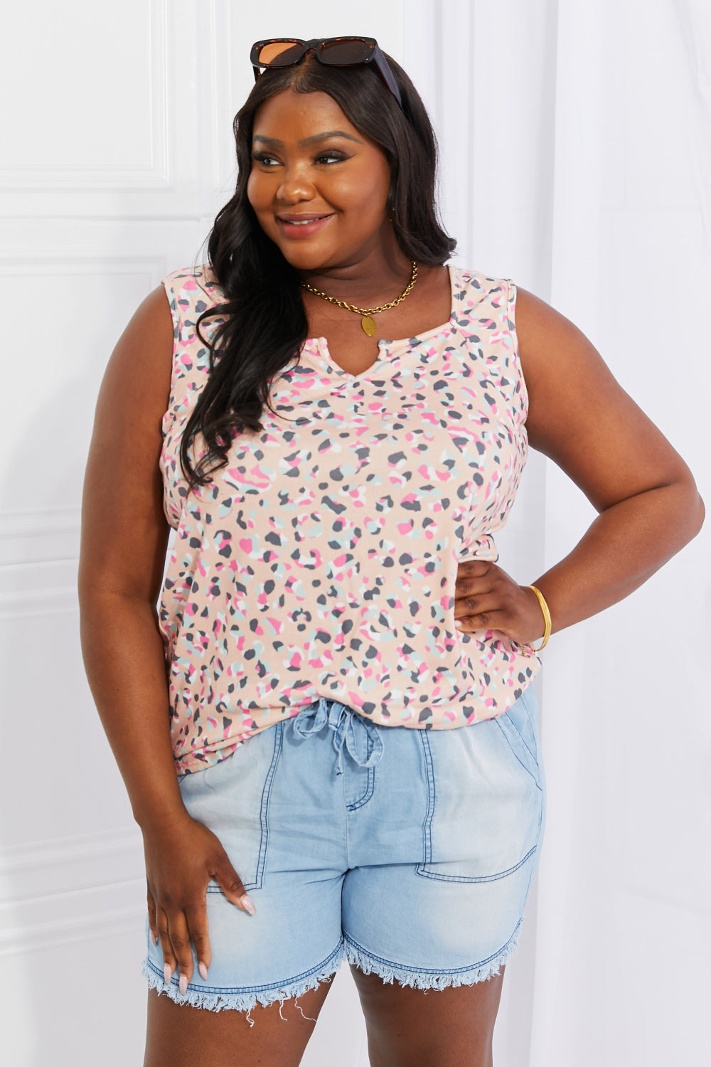 Heimish Full Size Printed Sleeveless Top afd9d61887e943d991ab14cde15532f5-Max